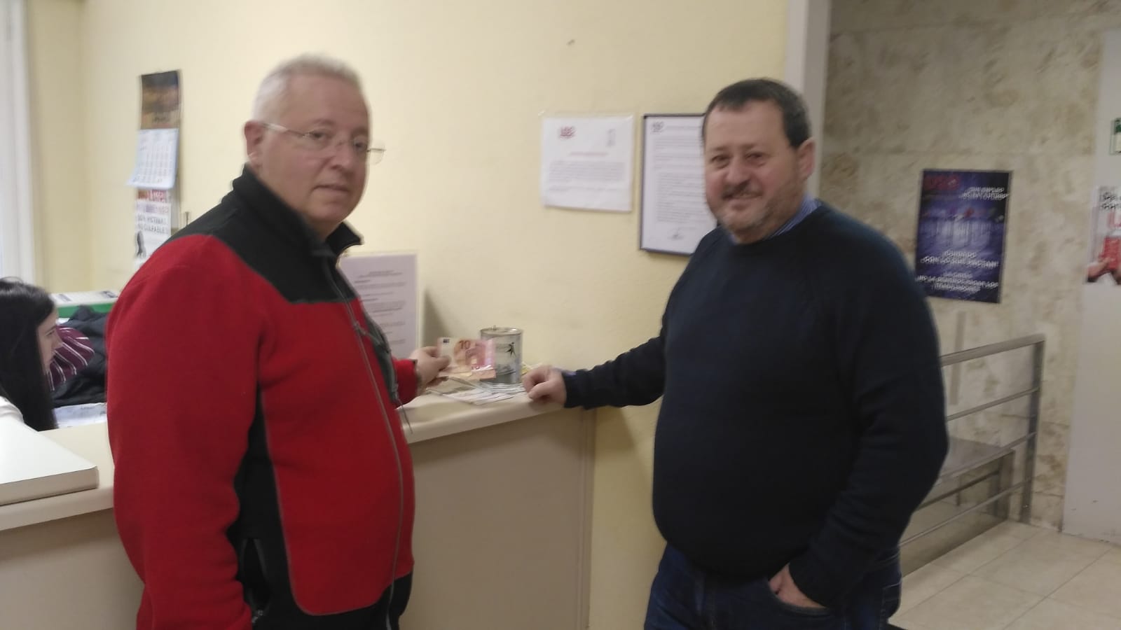 Donación a SOTERMUN de los premios de lotería en la empresa Tobepal de Logroño.